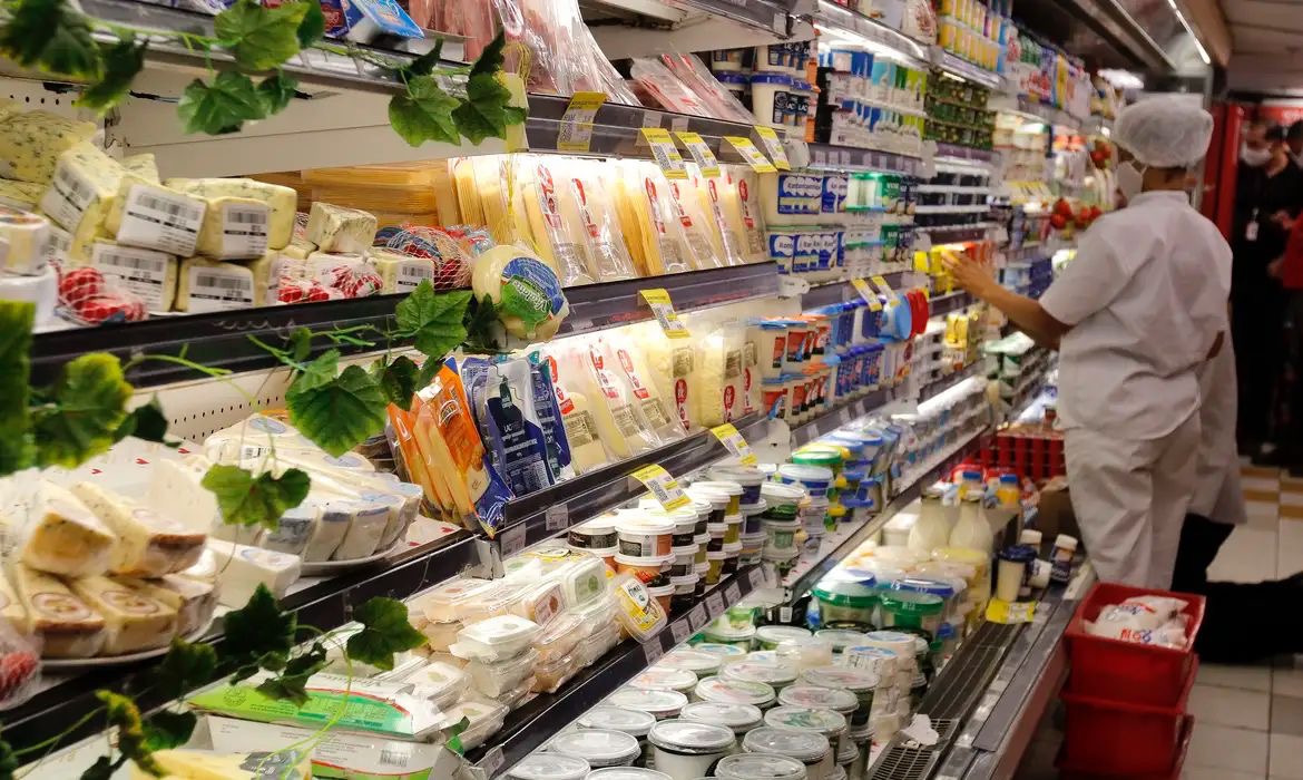 10 opções de alimentos saudáveis para comer no jantar e o que evitar