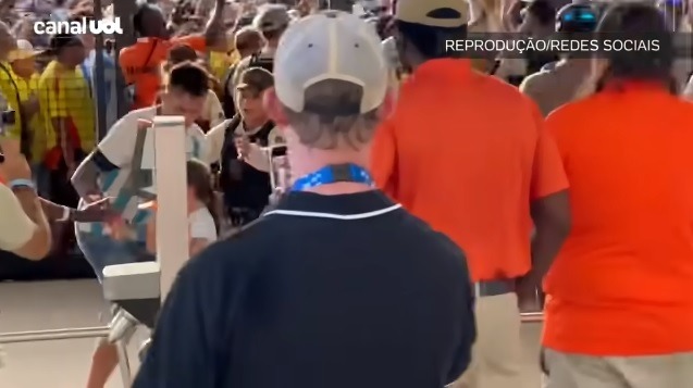 VÍDEO: Final da Copa América é adiada em mais de 1h após caos na entrada