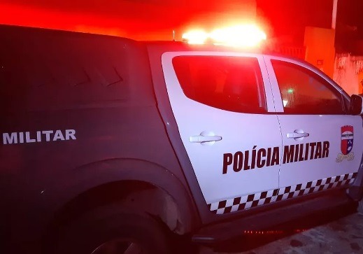 Bandidos discutem após assalto a comércios em Caicó, trocam tiros e um morre