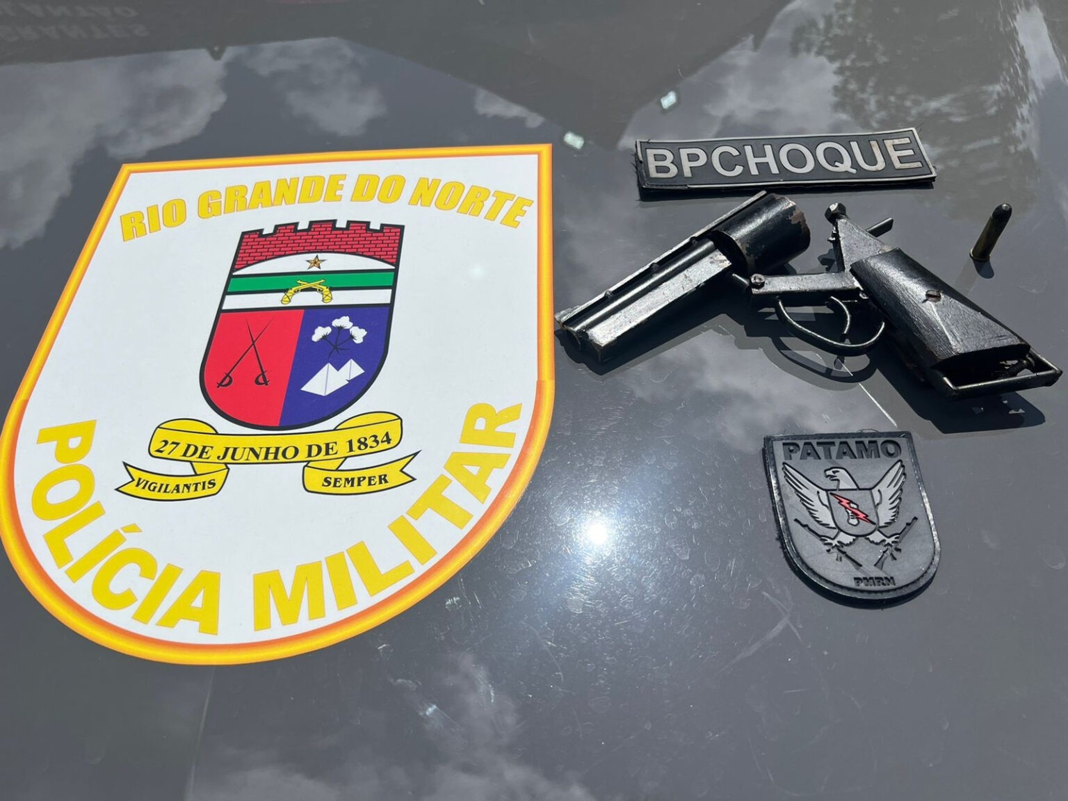 Menor de idade armado é detido pela PM na zona Leste de Natal