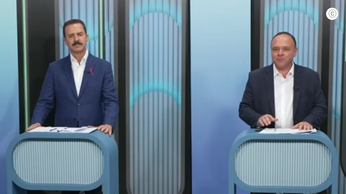 VÍDEO: Candidato acusa adversário de trair mulher e participar de orgias