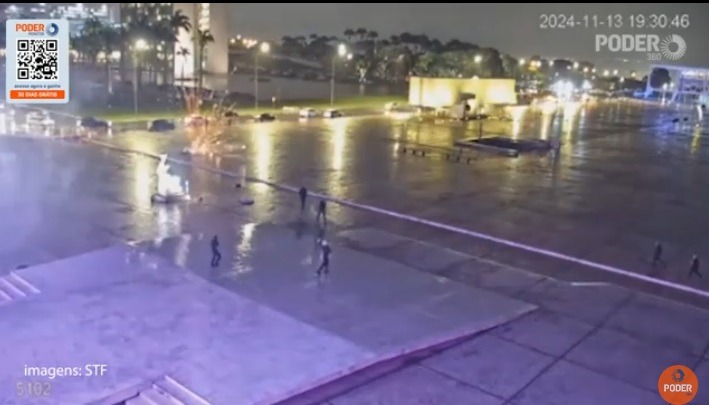 VÍDEO: Veja momento exato da explosão na Praça dos Três Poderes
