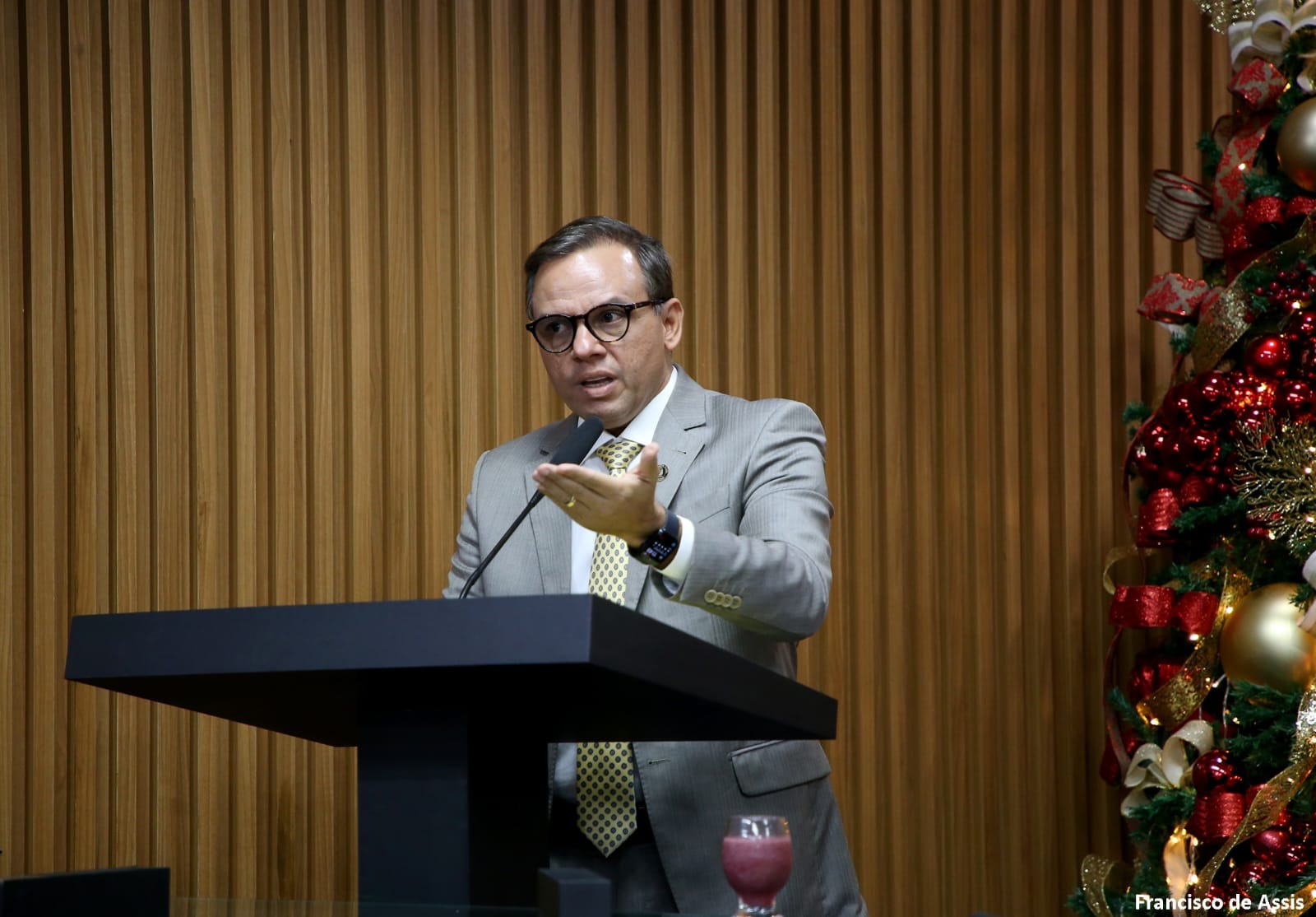 Projeto de Aldo Clemente que cria Comenda Elias Gosson é aprovado na Câmara Municipal