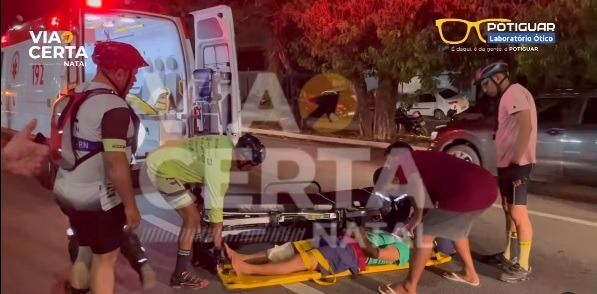 VÍDEO: Pedestre é atropelado ao tentar atravessar BR 101 a 150 metros de uma passarela
