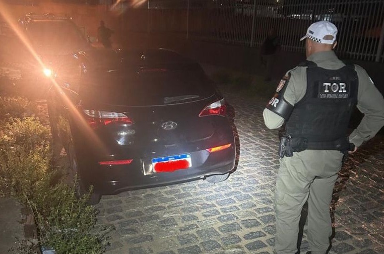 CPRE recupera carro tomado de assalto na Zona Leste de Natal