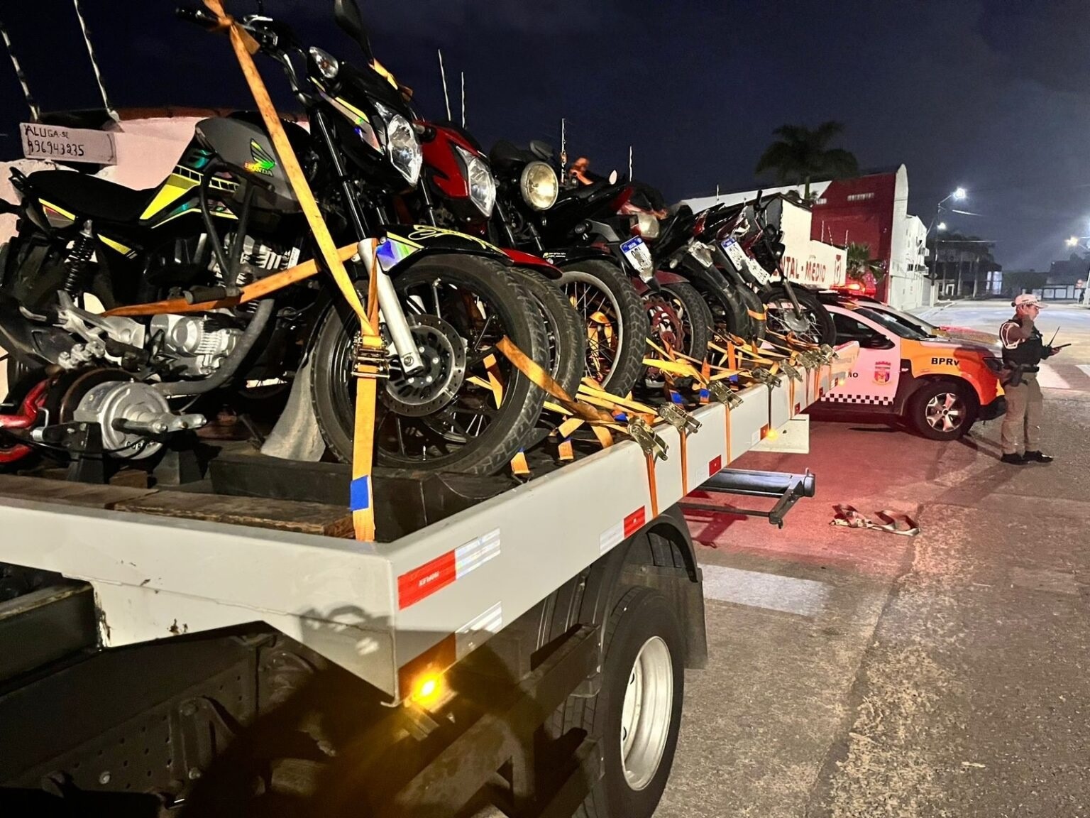 Polícia recolhe 14 motocicletas por poluição sonora em Parnamirim