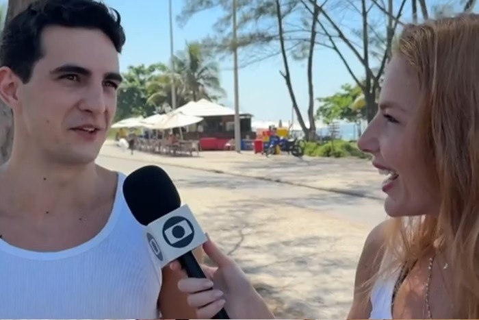VÍDEO: Repórter do Mais Você dá em cima de entrevistado ao vivo e choca web