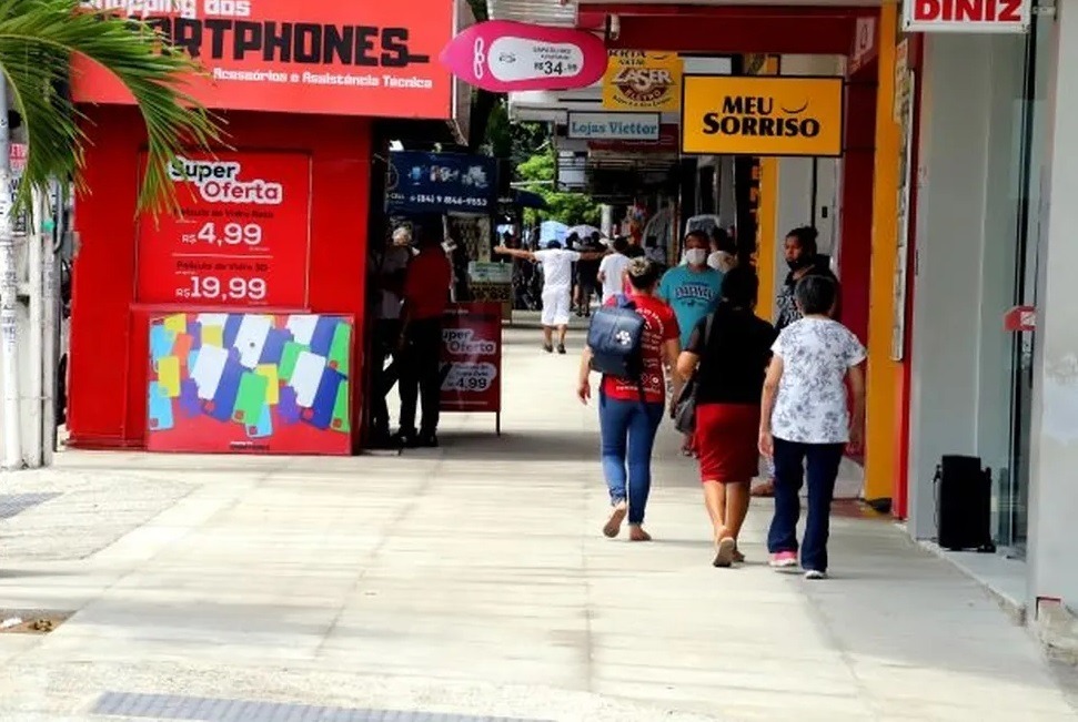 Quarta-feira de Cinzas: Comércio de Natal reabre com horários diferenciados; veja