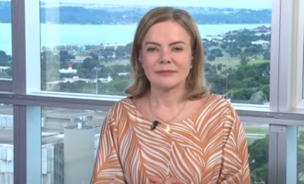 Gleisi avalia que inflação não está “absurdamente” fora da meta