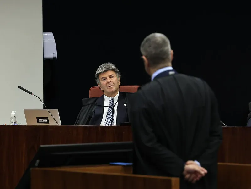 Fux diverge da Turma e entende que denúncia do golpe deve ser julgada no plenário do STF