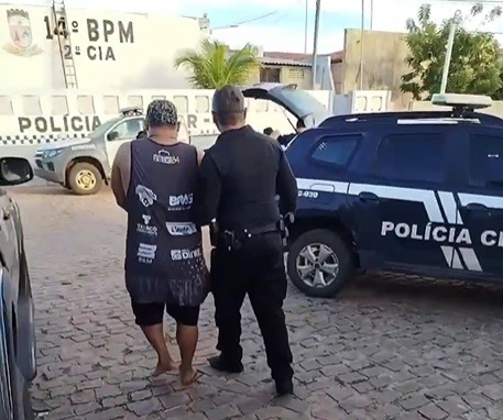 Dupla é presa por vender drogas com entrega em domicílio em São Miguel do Gostoso