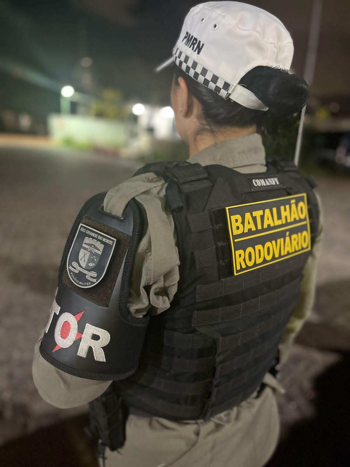 Motorista tenta subornar policiais com R$ 300 e acaba preso em Natal 