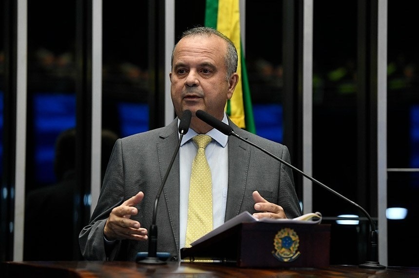 Oposição colhe assinaturas necessárias para abertura da CPMI do INSS