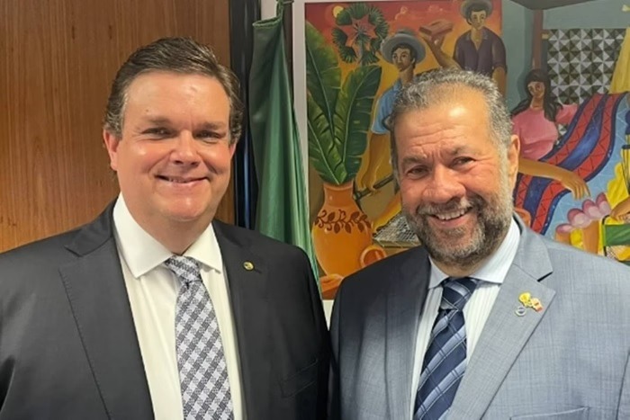 Com patrimônio milionário, substituto de Lupi deve R$ 18,5 mil a PE
