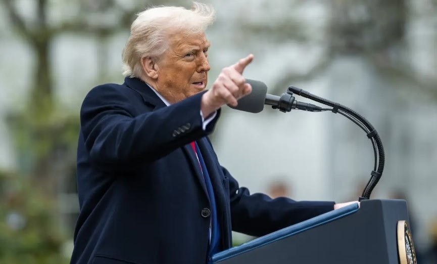Governo Trump anuncia que pagará US$ 1.000 a imigrantes ilegais que deixarem os EUA por iniciativa própria