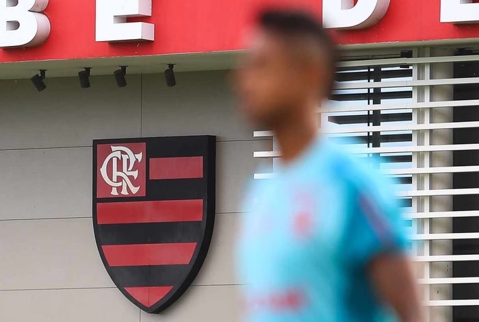 Saiba o valor do salário milionário de jogador desejado pelo Flamengo