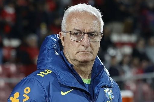 Dorival aponta motivo para demissão da Seleção Brasileira