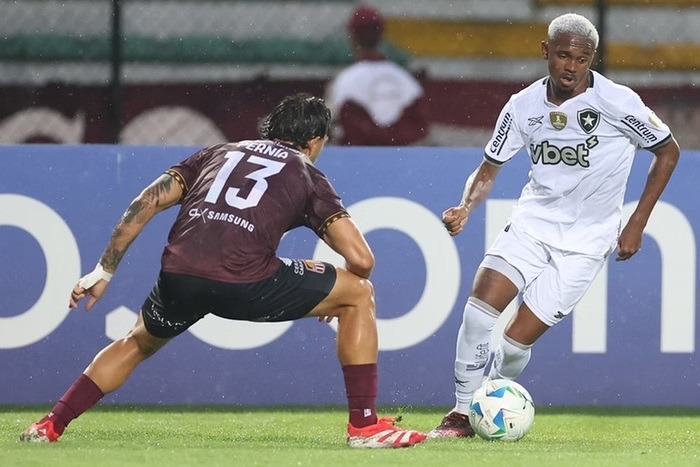 Libertadores tem confrontos decisivos para clubes brasileiros; veja jogos de hoje e onde assistir