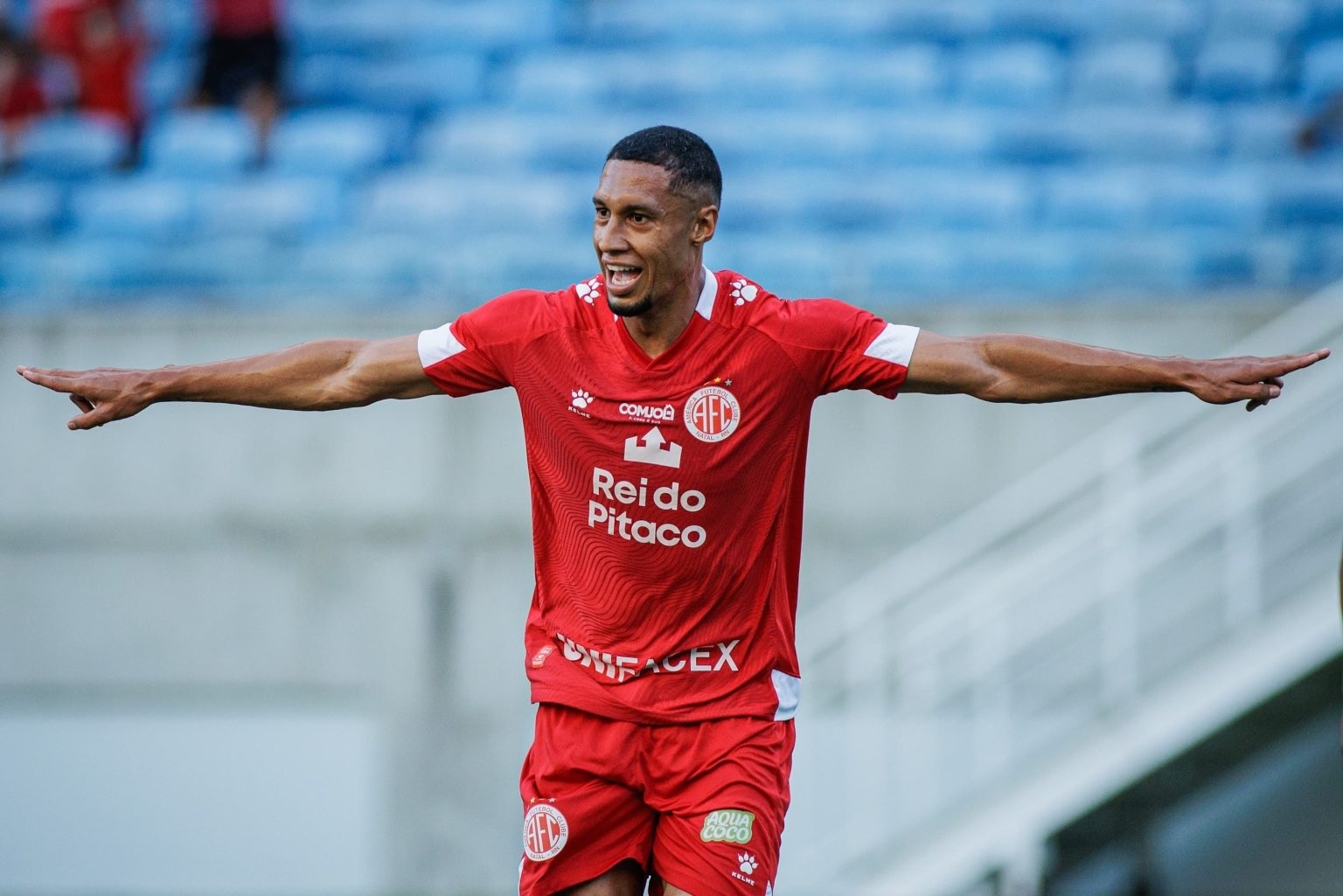 América vence Santa Cruz de Natal e segue como vice-líder na Série D