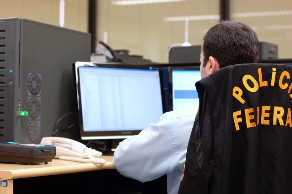Concurso da PF: inscrições para cargos administrativos com salários de até R$ 11 mil terminam hoje