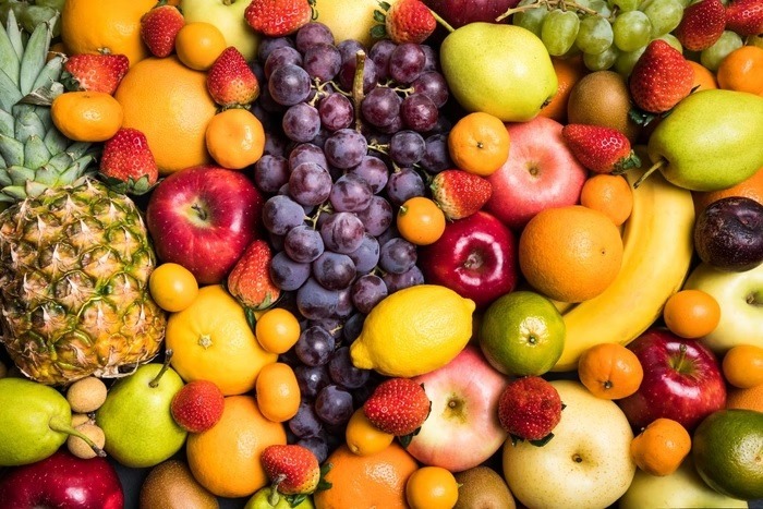 Nutricionista revela frutas que protegem o cérebro e previnem demência