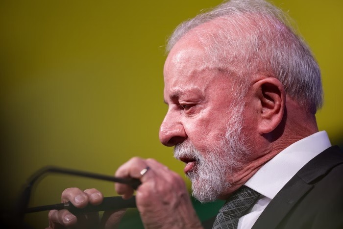 VÍDEO: Lula dá “bronca” em equipe durante evento no PR: “Cadê as entregas?”