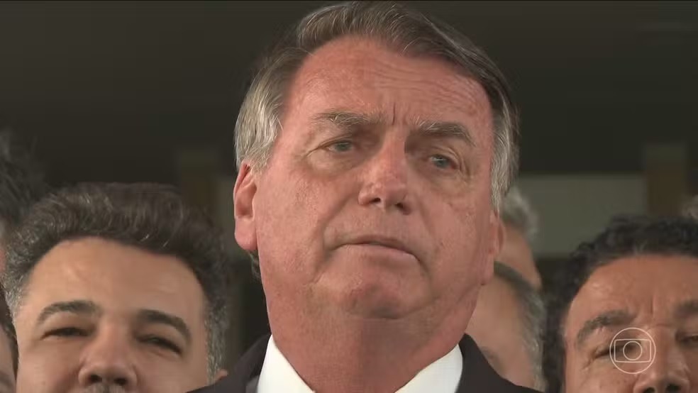 Bolsonaro depõe hoje à PF sobre atuação de Eduardo nos EUA