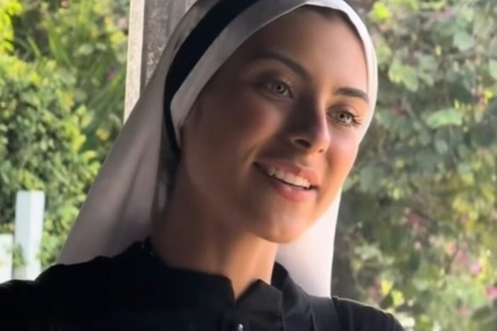 Freira ex-modelo fala sobre a fama: “Quem não gosta de um elogio?”