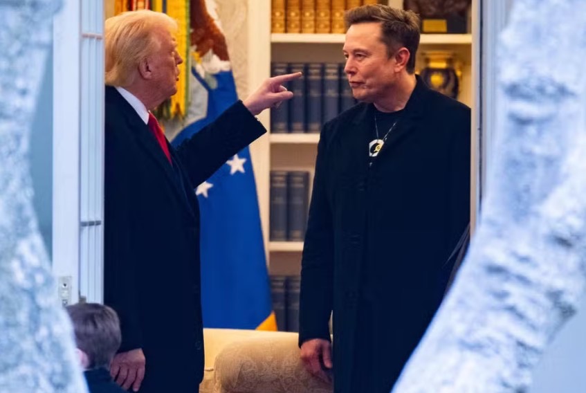 Trump alerta Musk a não apoiar democratas após rompimento, e ameaça: ‘consequências gravíssimas’