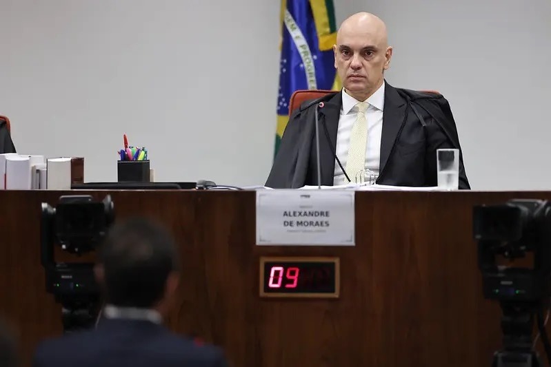 Moraes nega pedido de Bolsonaro para apresentar vídeo em depoimento no STF