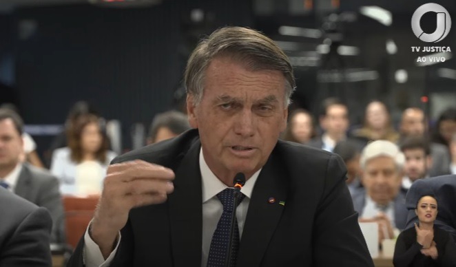 Interrogatório: Bolsonaro pede desculpas por ter acusado Moraes de receber 50 milhões de dólares
