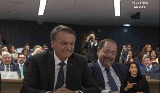 [VIDEO] No interrogatório, Bolsonaro cita visita ao RN e convida Moraes para ser vice dele em 2026; Veja o que...