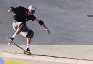 VÍDEO: Brasileiro acerta manobra inédita na Copa do Mundo de Skate Park; assista