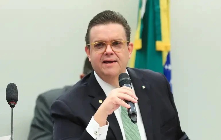 INSS: Ministro Wolney lista as três entidades que mais praticaram descontos indevidos; confira