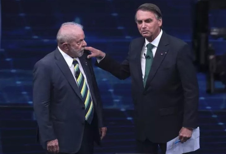 Lula seria superado por Bolsonaro além da margem de erro se eleições fossem hoje; veja números