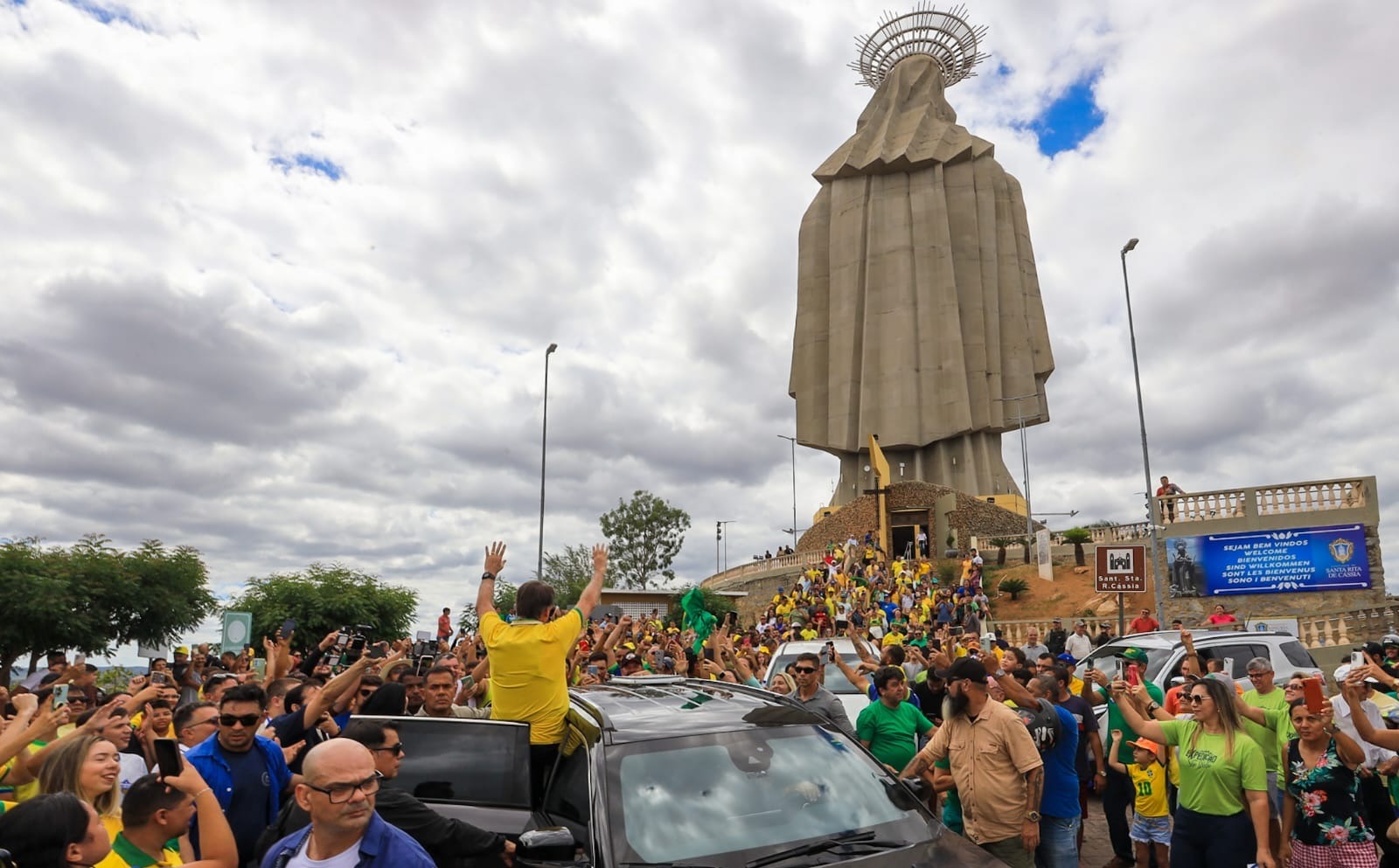 Bolsonaro: "Nosso cabra da peste, Rogério Marinho, vai ser governador do RN ano que vem"