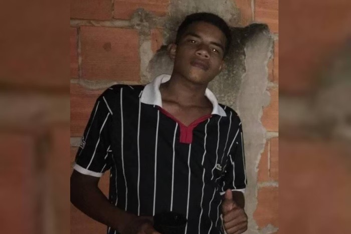 “Tortura e morte”: mãe acredita que corpo de filho foi mudado de lugar
