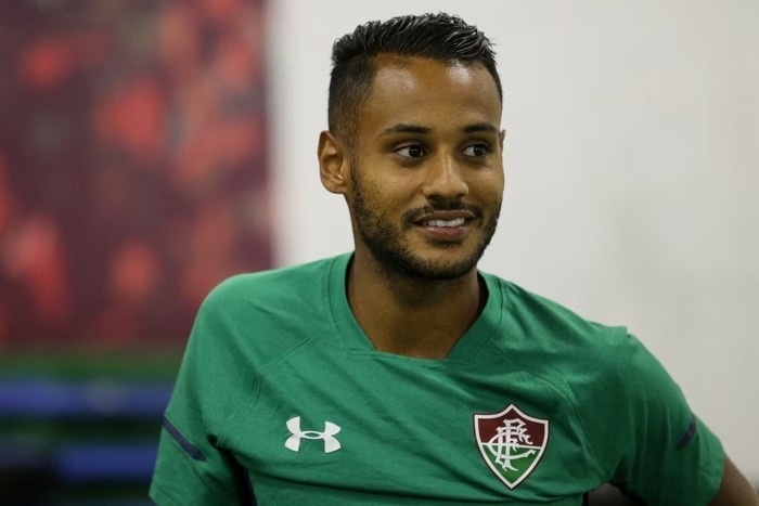 Ex-jogador do Fluminense é preso com 187 kg de maconha