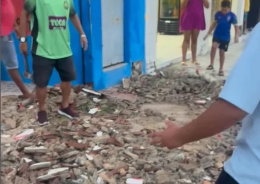 Queda de marquise deixa três crianças feridas na Zona Oeste de Natal