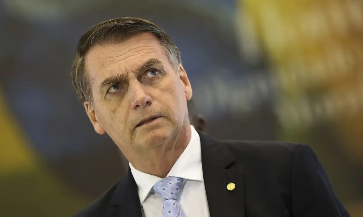 VÍDEO: Plano B: Esperando condenação, Bolsonaro pode apoiar nome da direita para conseguir indulto no futuro