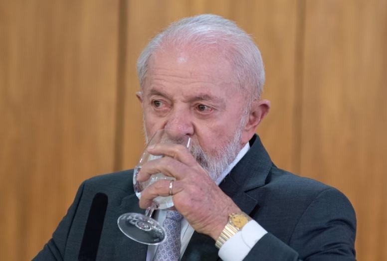 Gafe de Lula no exterior repercute e acende alerta no PT para 2026