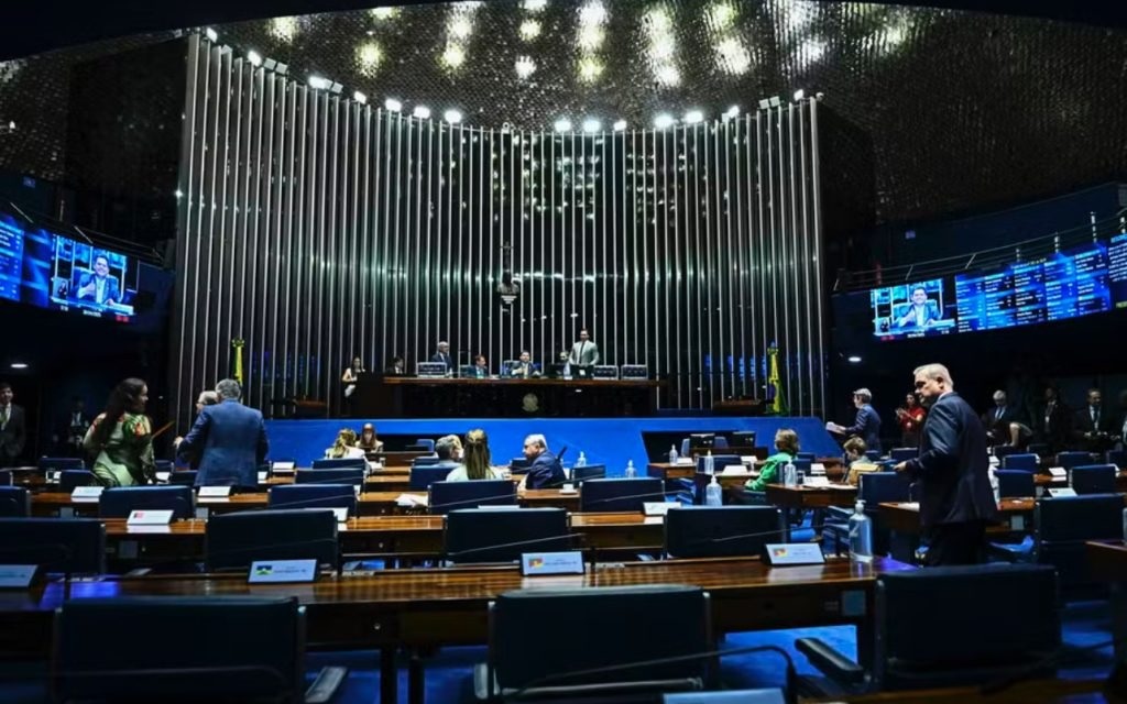 Senado aprova urgência para votar projeto que aumenta números de deputados