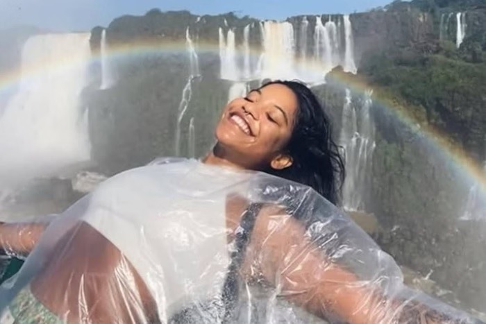 Família de Juliana Marins agradece voluntários por resgate em vulcão
