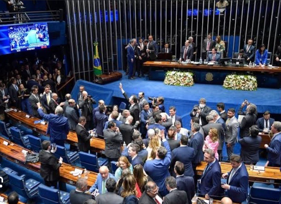 Saiba quantas vagas o RN terá após aprovação do texto-base que amplia número de deputados