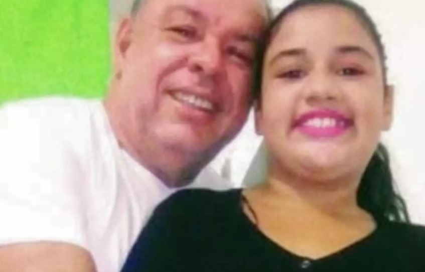 Jovem é presa após confessar que mandou matar o pai para acelerar herança de R$ 2 milhões