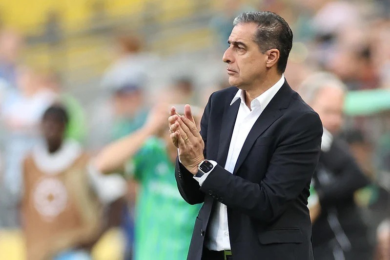Botafogo demite Renato Paiva após eliminação no Mundial de Clubes