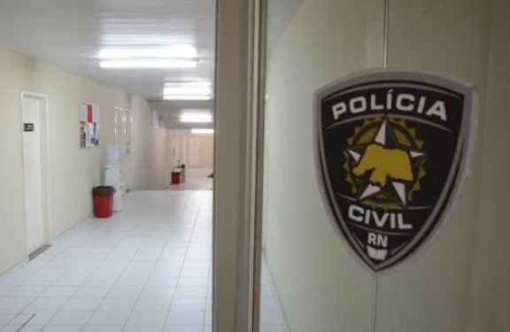 Bandidos arrombam delegacia em Natal e furtam dois aparelhos de ar-condicionado; Polícia Civil investiga