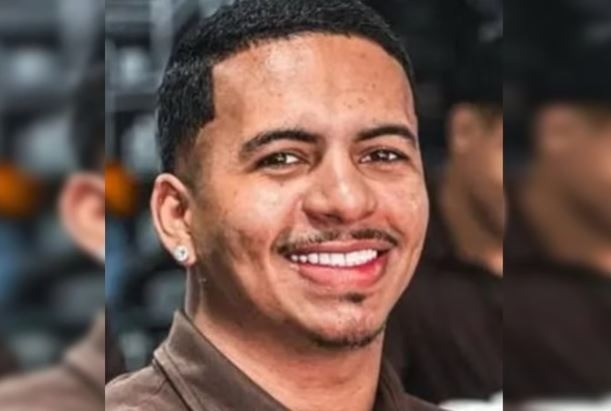 Barbeiro é executado com 10 tiros em salão onde trabalhava
