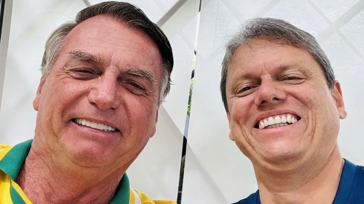Tarcísio de Freitas garante indulto para Bolsonaro se for eleito presidente em 2026