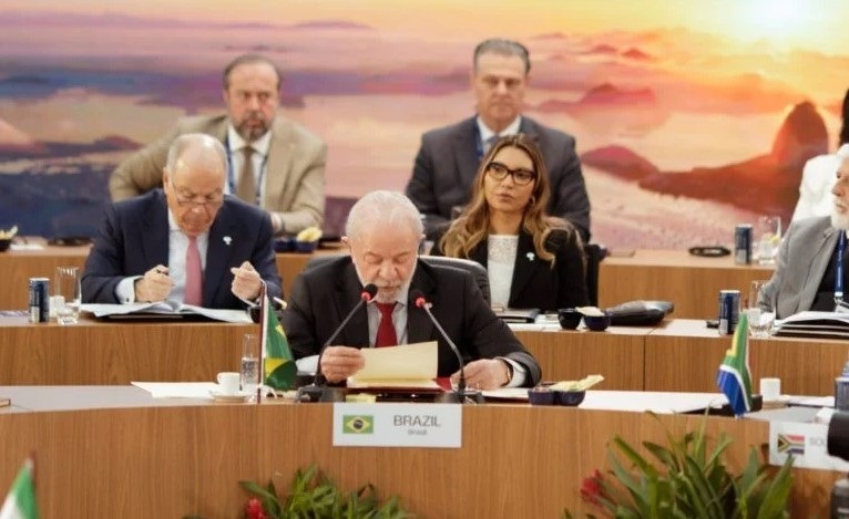 Janja repete G20 e ocupa lugar de destaque em cúpula do Brics no Rio